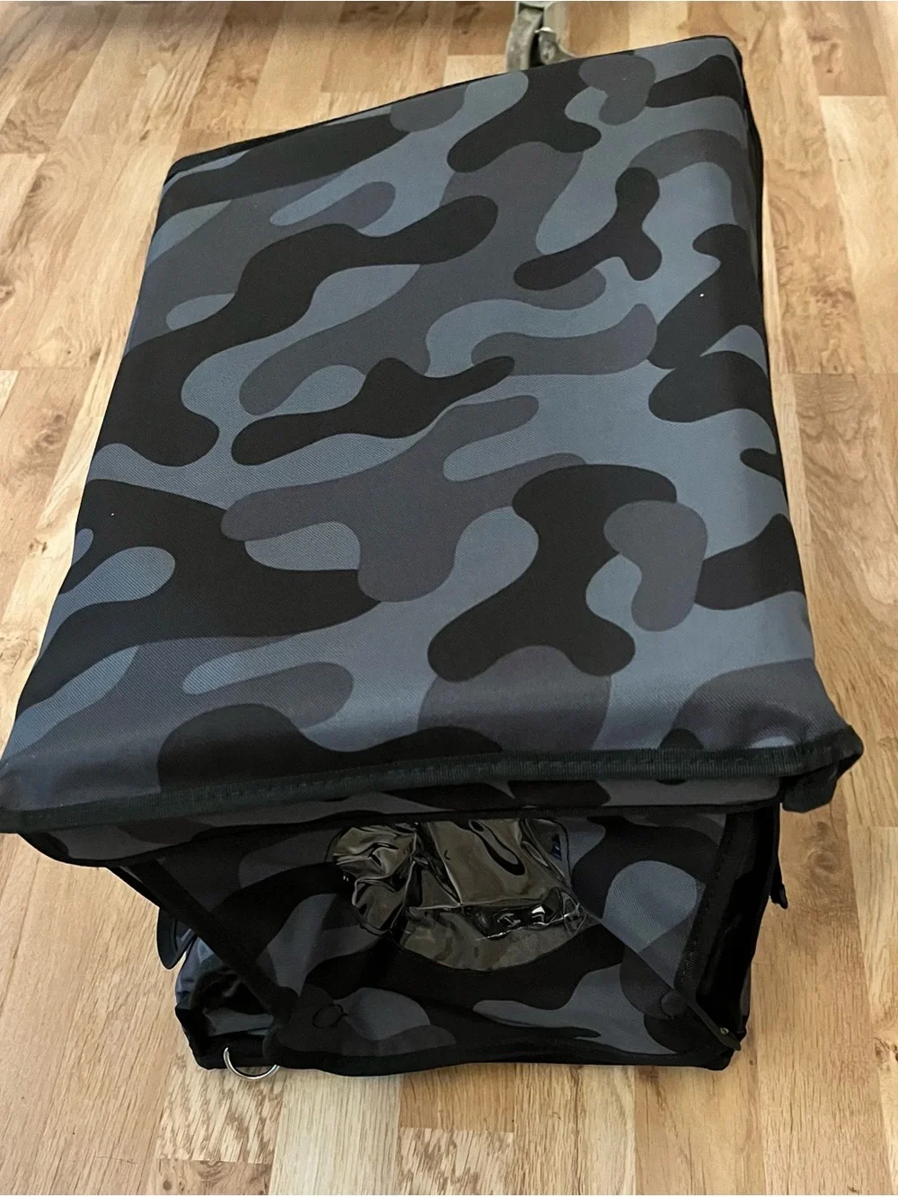 Camouflage Foldable Cat Indoor/Outdoor House with Escape Window